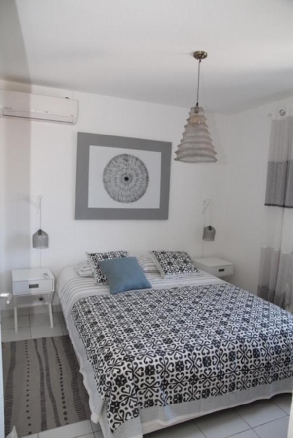 Le Pelican L'Ermitage-Les-Bains Εξωτερικό φωτογραφία